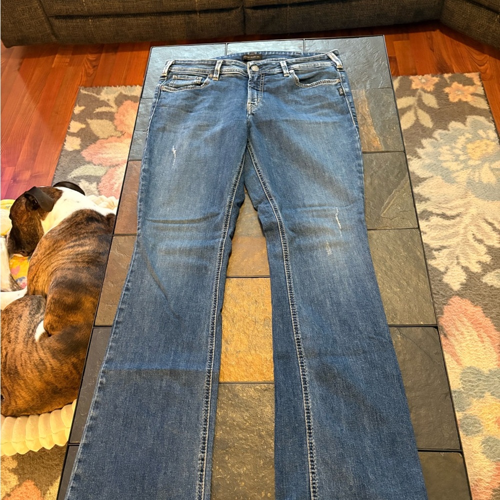 Classic Blue Women's Jeans